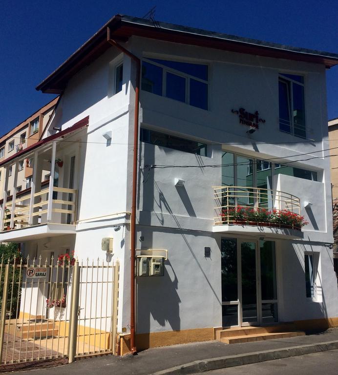 Suri Guesthouse Brasov Exterior photo