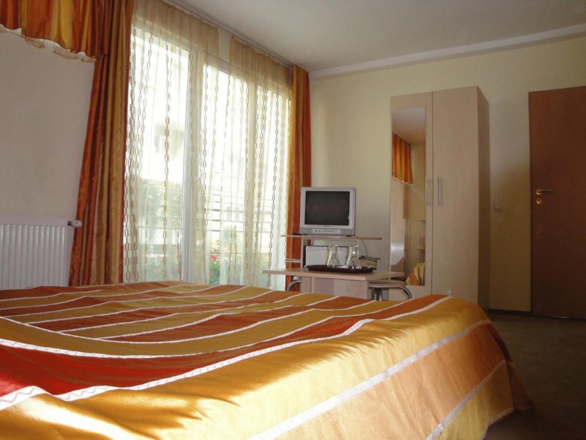 Suri Guesthouse Brasov Room photo